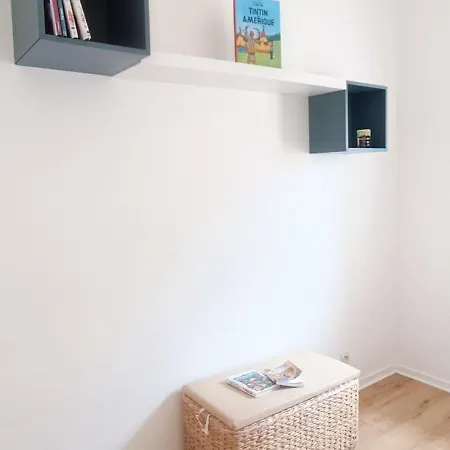 Maison Paisible Avec Terrasse Et Piscine - Esprit