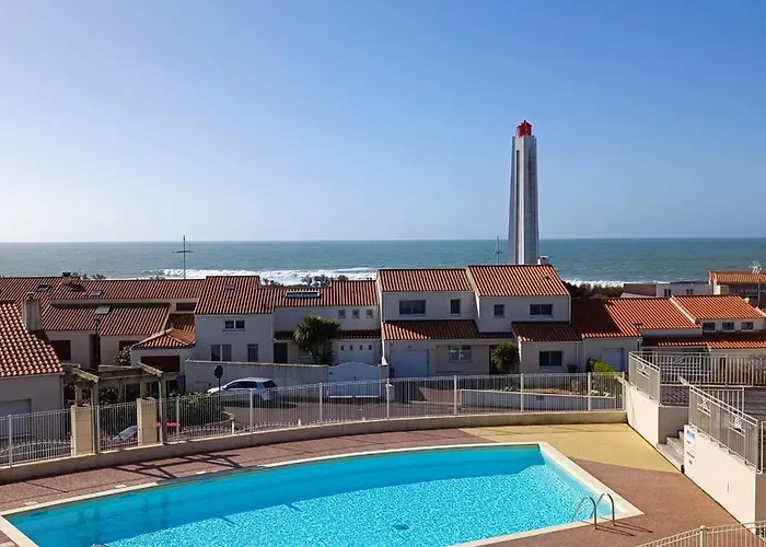 Maison Paisible Avec Terrasse Et Piscine - Esprit Сasa de vacaciones *