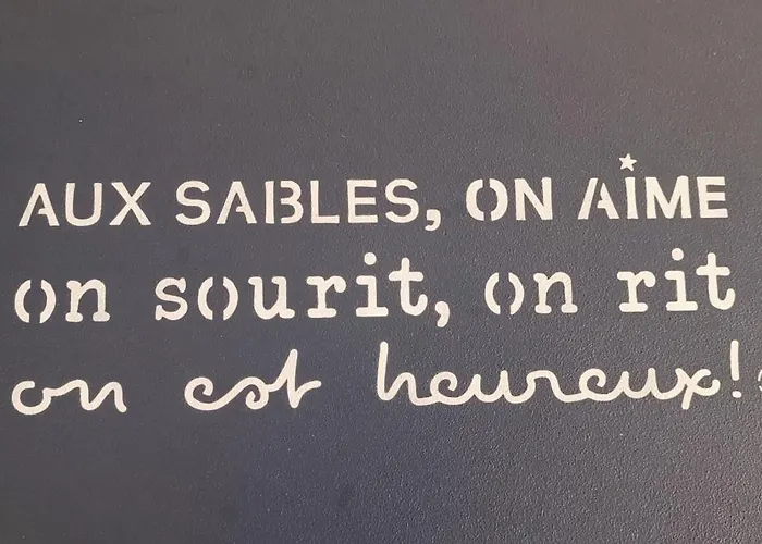 Maison Paisible Avec Terrasse Et Piscine - Esprit