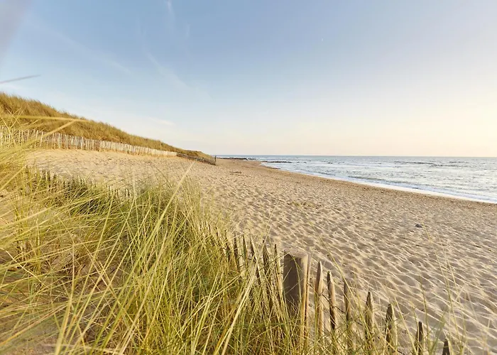 Maison Paisible Avec Terrasse Et Piscine - Esprit